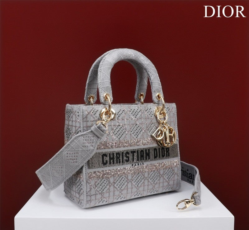 LTB - Luxe Touch Bags - 2019