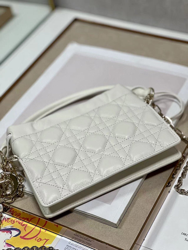 LTB - Luxe Touch Bags - 1627