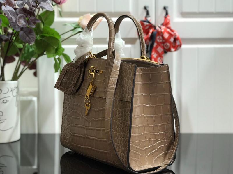 Luxe Touch Bags -   2683