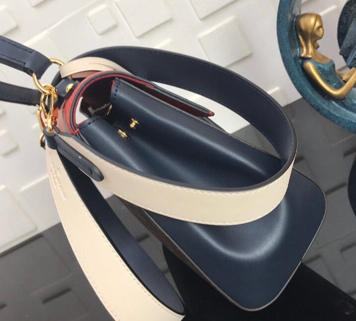 Luxe Touch Bags -   3046