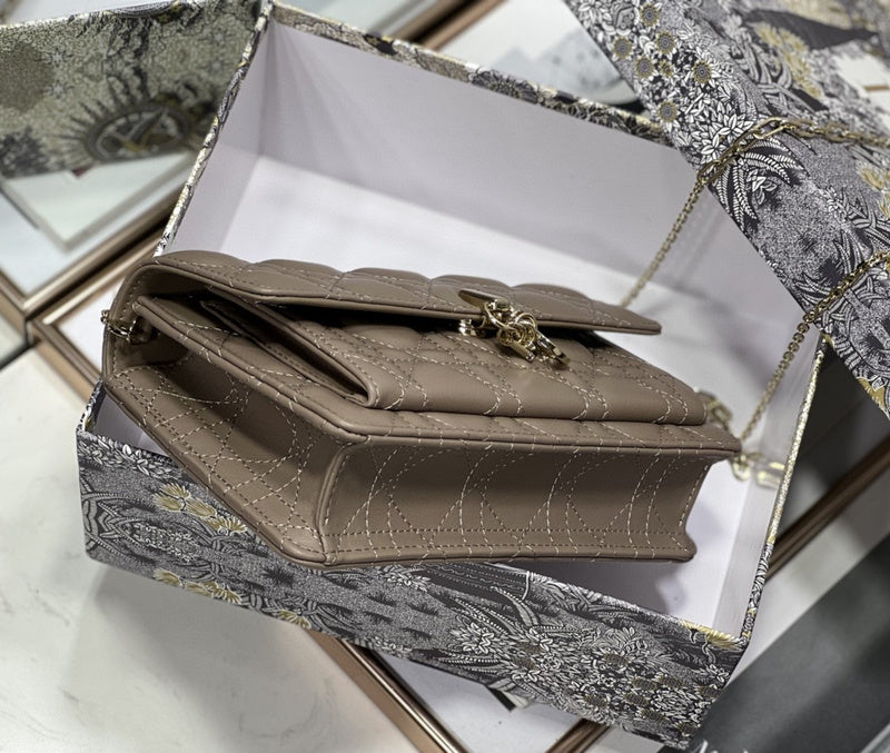 LTB - Luxe Touch Bags - 2197