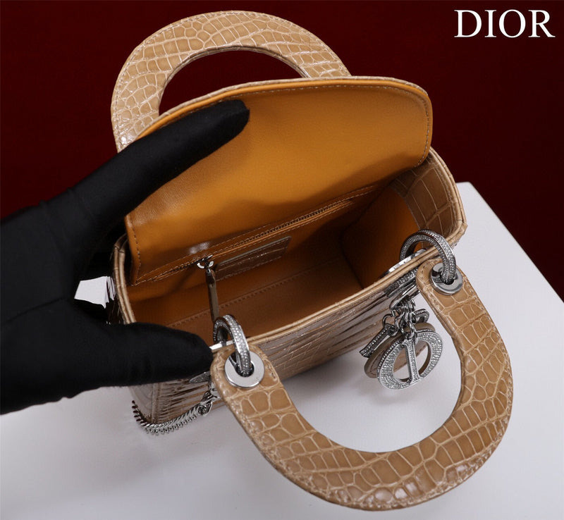 LTB - Luxe Touch Bags - 1660
