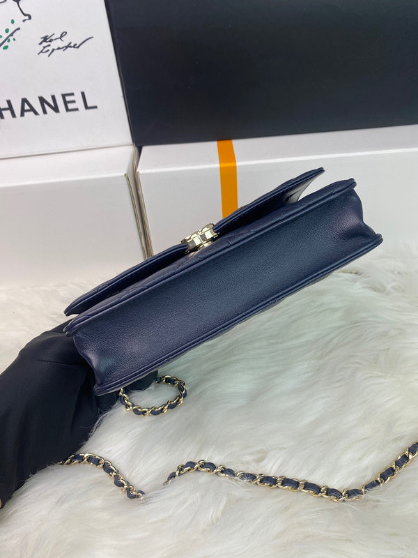 Luxe Touch Bags 

 -  Bags - 3049