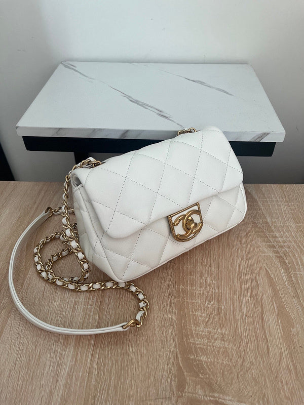 Luxe Touch Bags 

 -  Bags - 2847