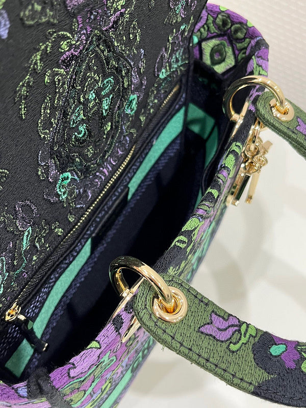 LTB - Luxe Touch Bags - 543