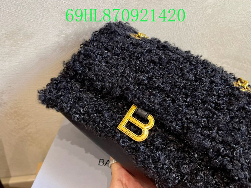 Luxe Touch Fashion - BGA Bags - 2040