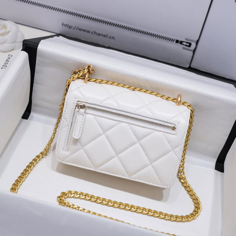 Luxe Touch Bags 

 -  Bags - 2926