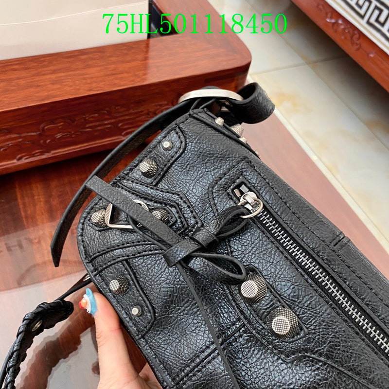 Luxe Touch Fashion - BGA Bags - 1995