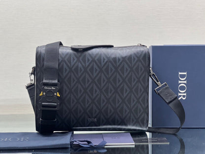 LTB - Luxe Touch Bags - 1568
