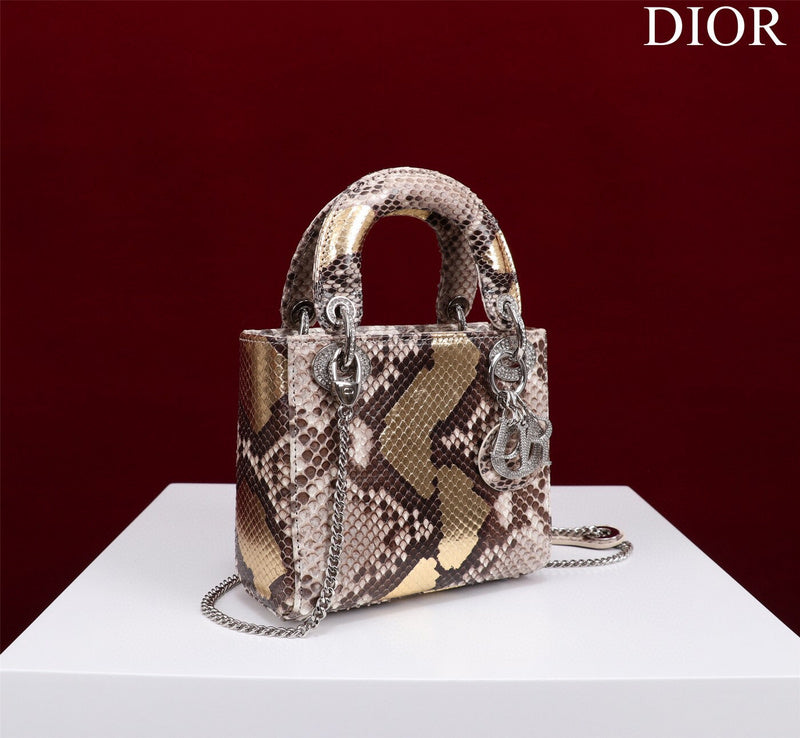LTB - Luxe Touch Bags - 1696