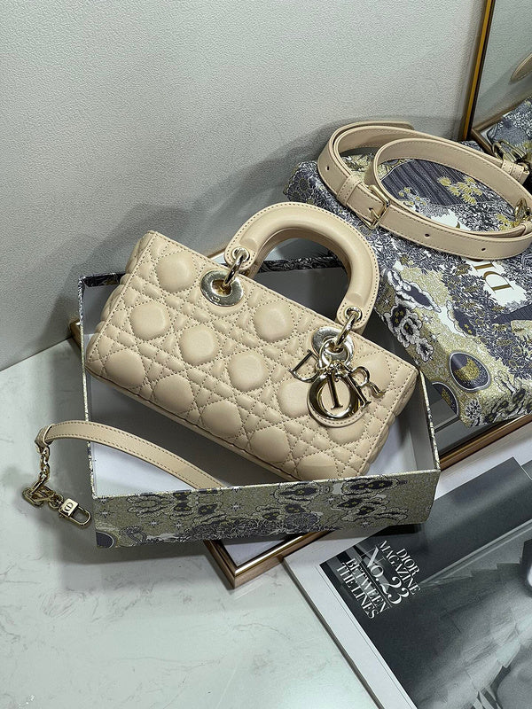 LTB - Luxe Touch Bags - 693
