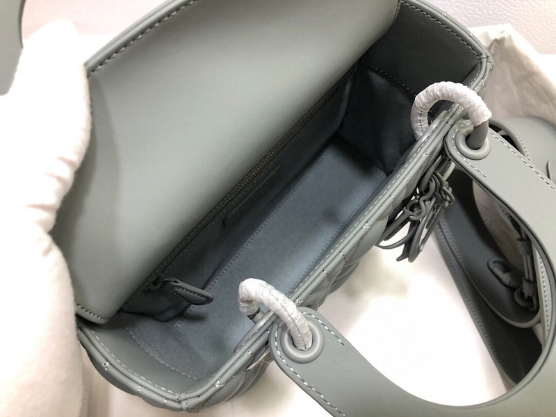 LTB - Luxe Touch Bags - 1607