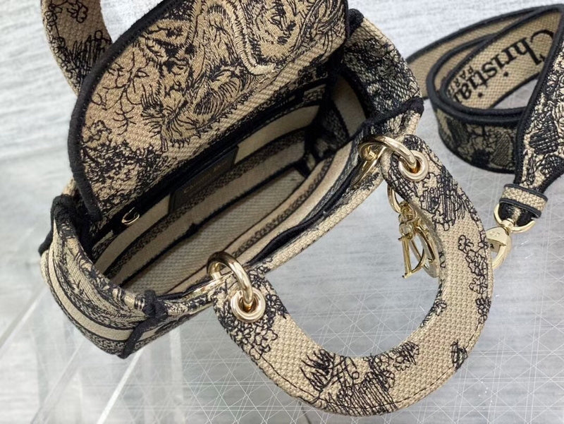 LTB - Luxe Touch Bags - 2209