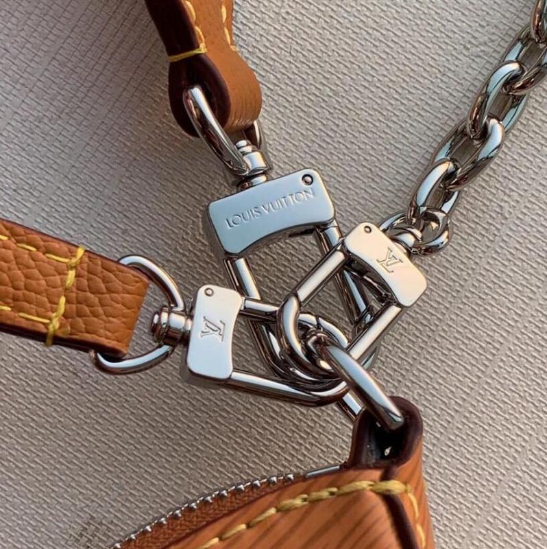 Luxe Touch Bags -   2382