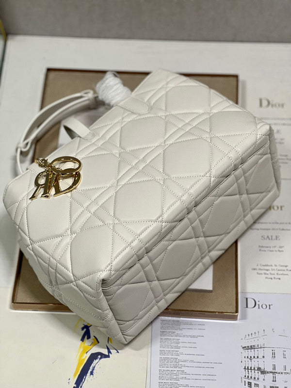 LTB - Luxe Touch Bags - 1589