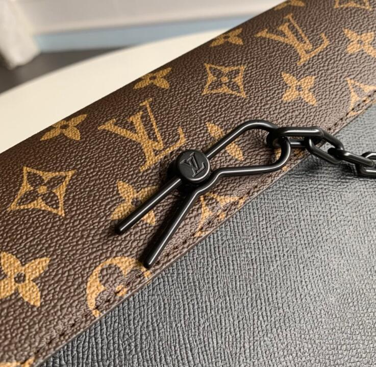Luxe Touch Bags -   2675
