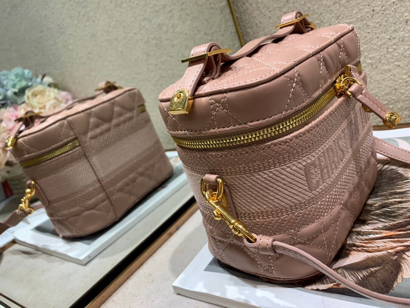 LTB - Luxe Touch Bags - 1937