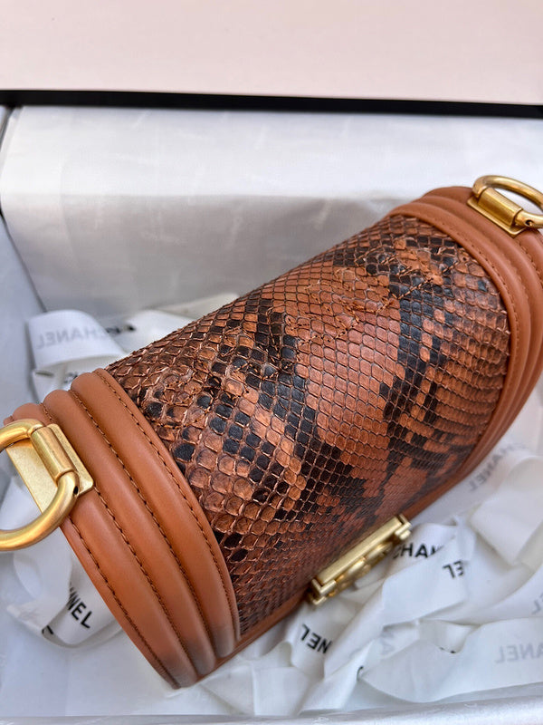 Luxe Touch Bags 

 -  Bags - 3414