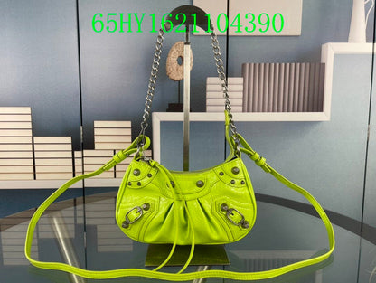 Luxe Touch Fashion - BGA Bags - 1990