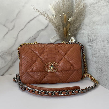 Luxe Touch Bags 

 -  Bags - 3063