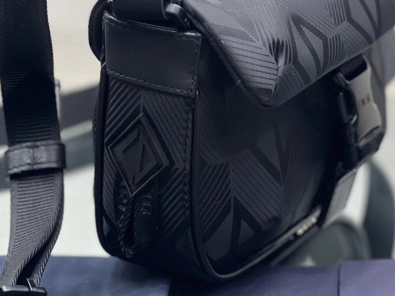 LTB - Luxe Touch Bags - 1608