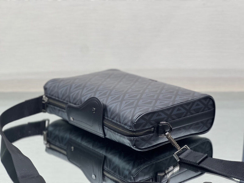 LTB - Luxe Touch Bags - 1568
