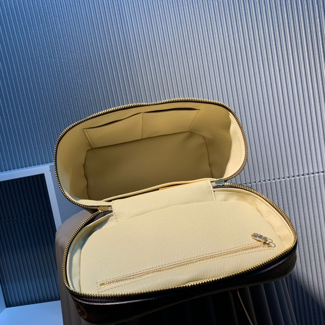 Luxe Touch Bags