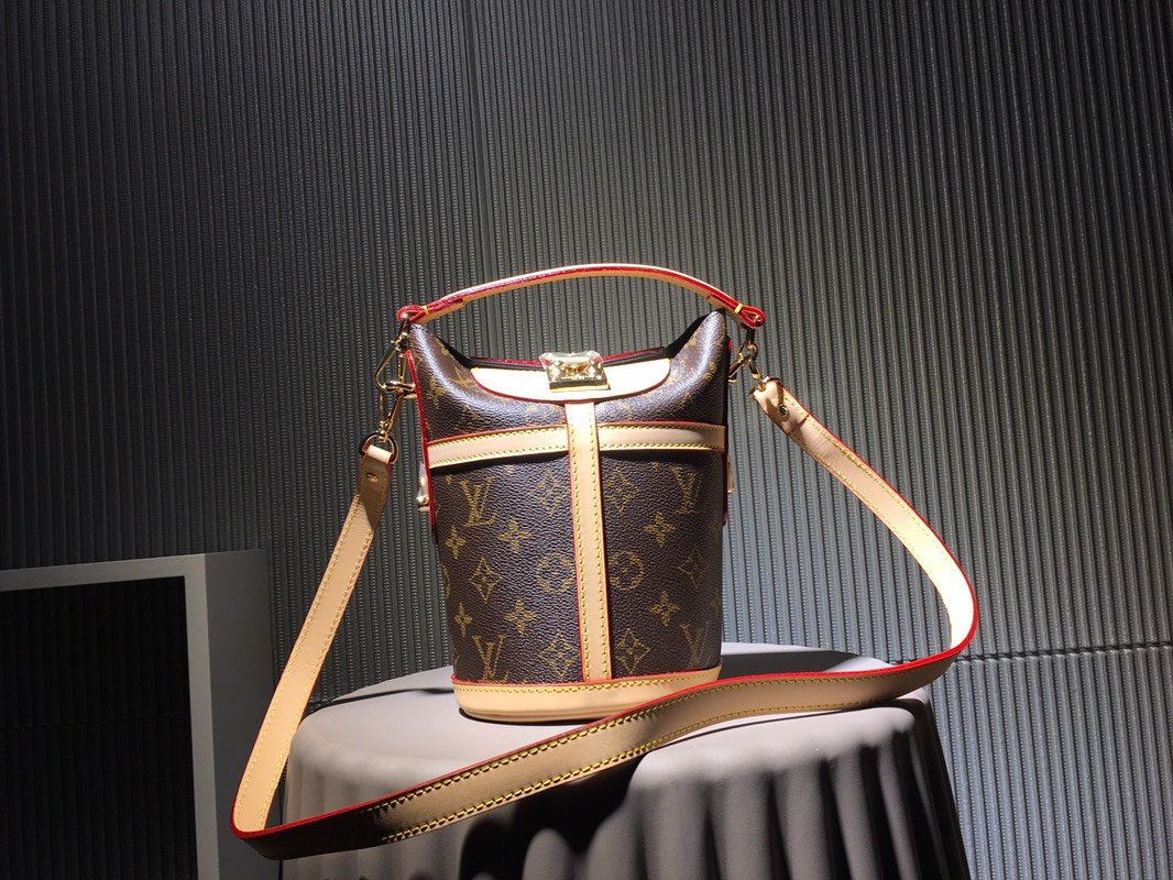 Luxe Touch Bags