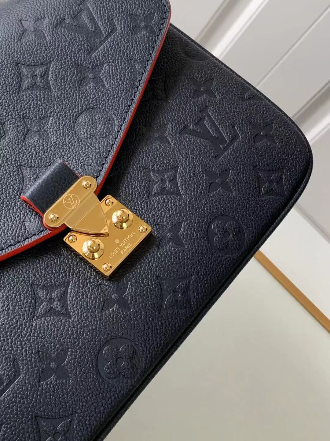 Luxe Touch Bags