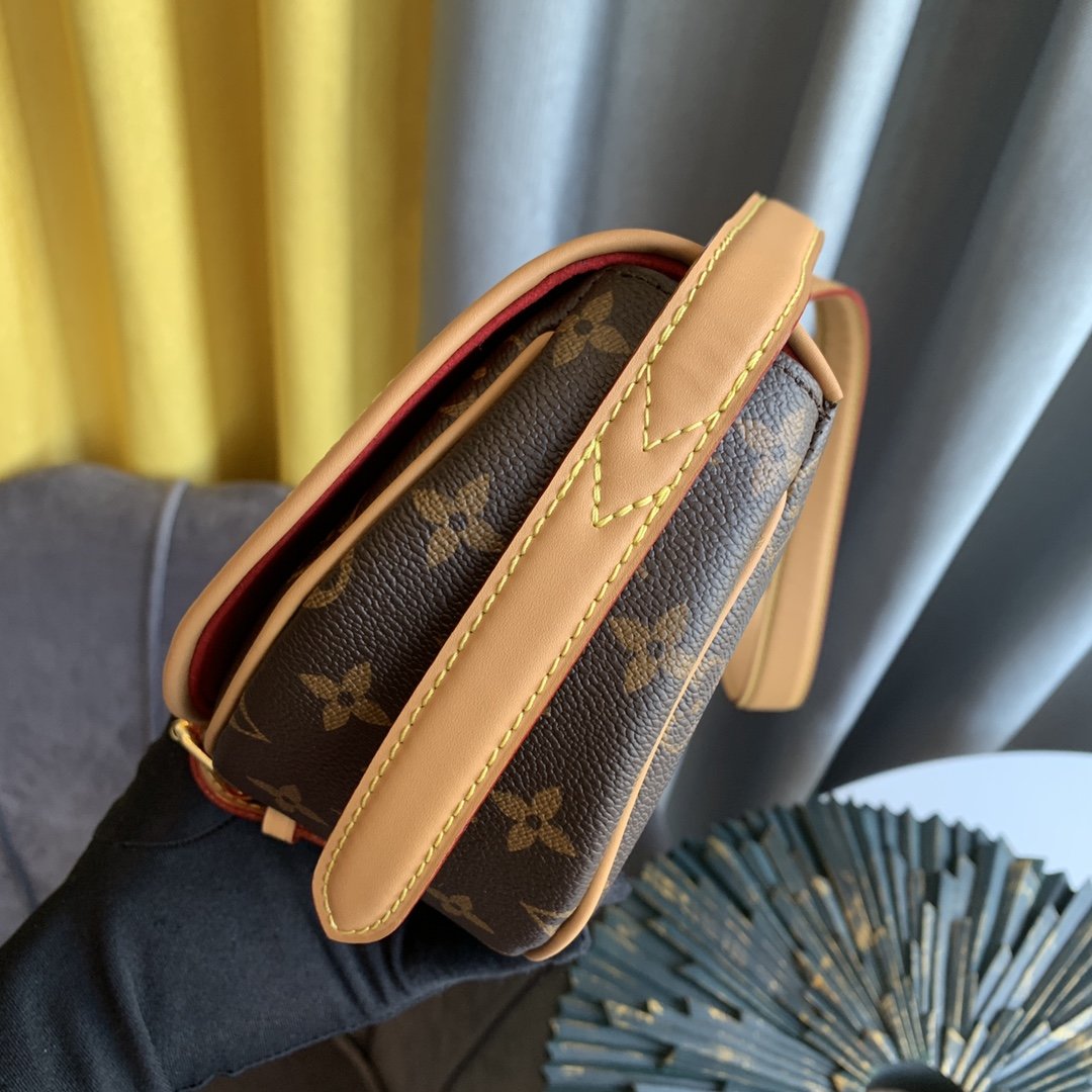 Luxe Touch Bags