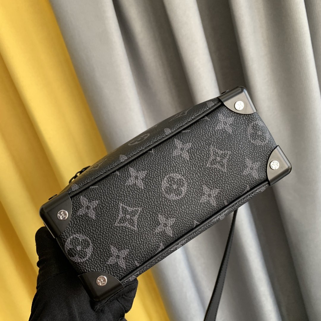 Luxe Touch Bags