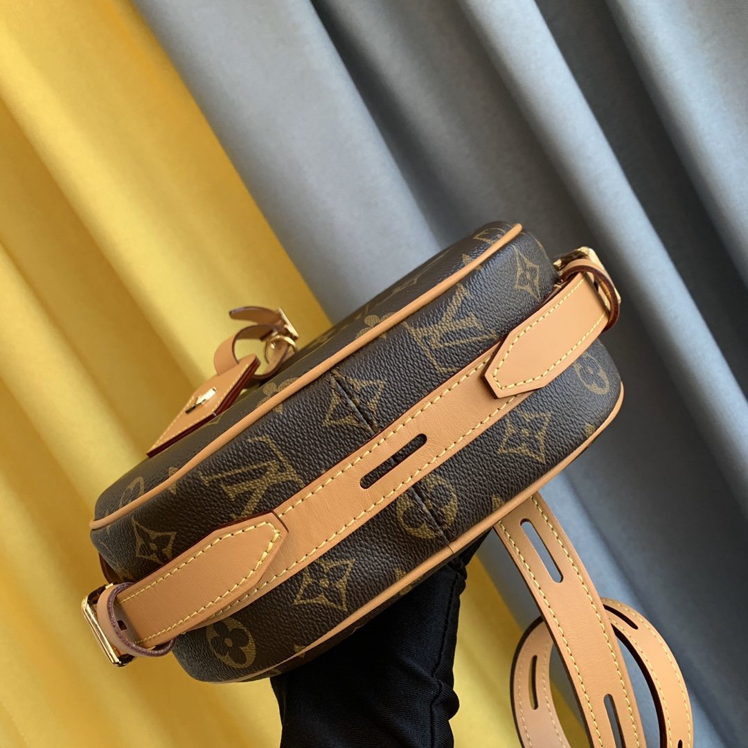 Luxe Touch Bags
