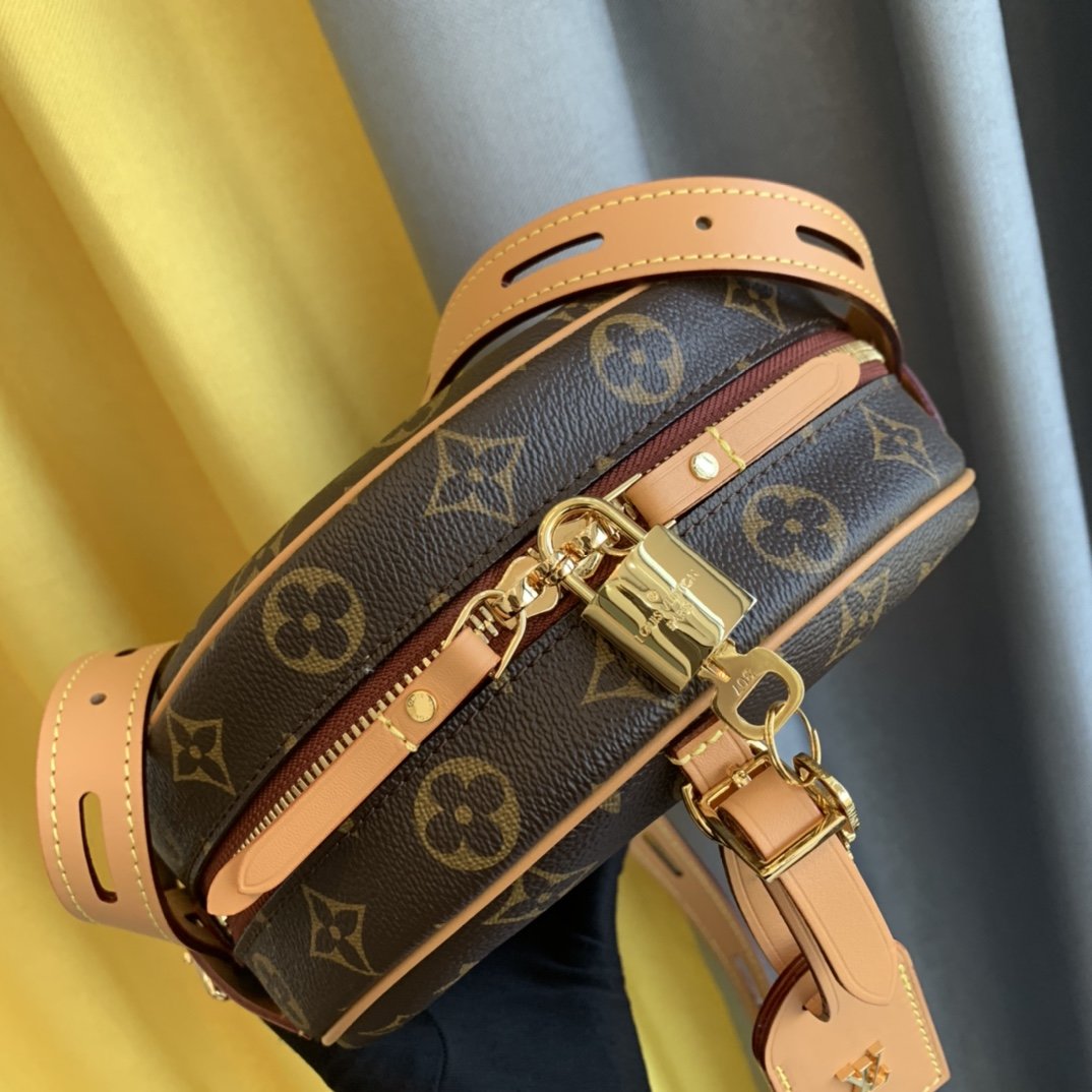 Luxe Touch Bags