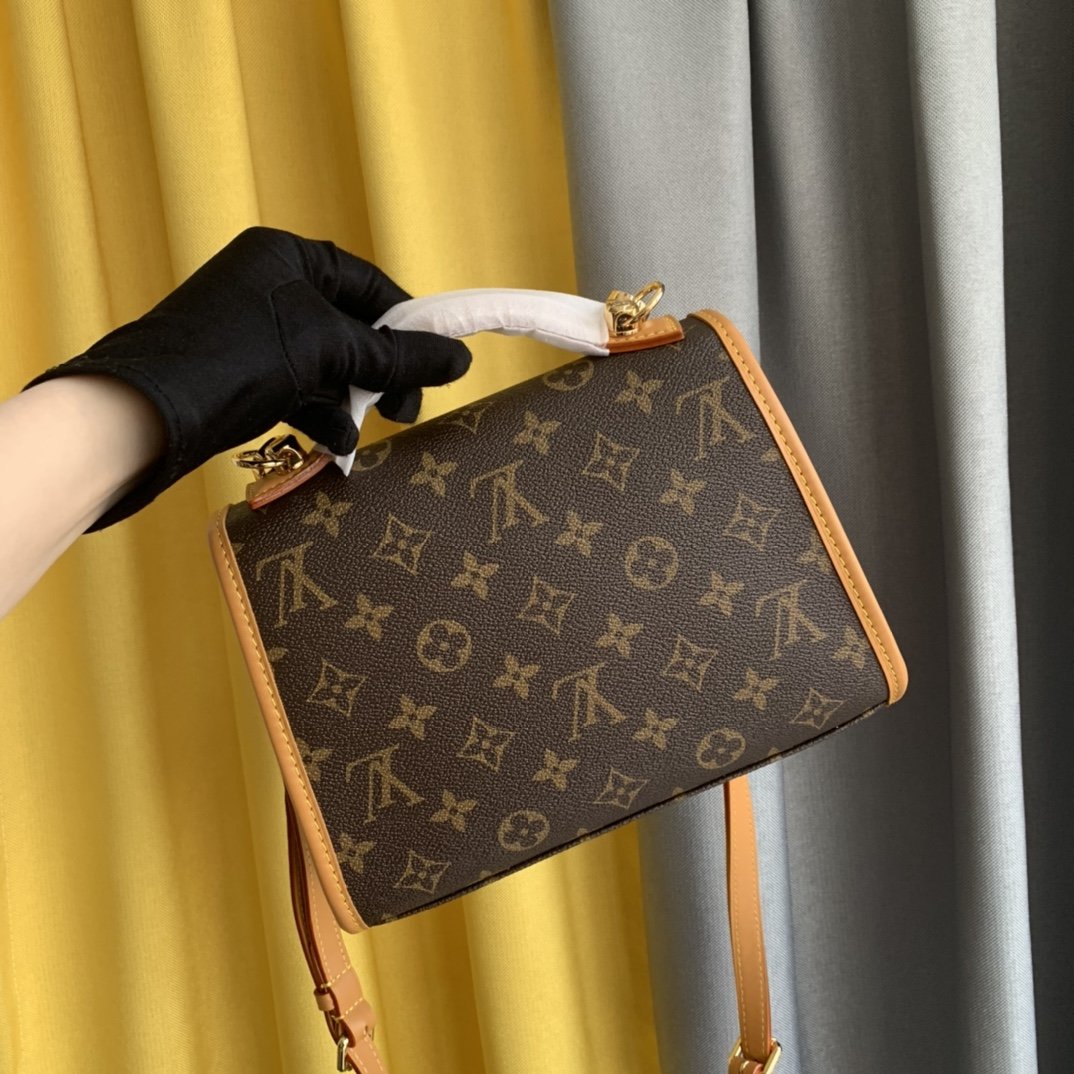 Luxe Touch Bags