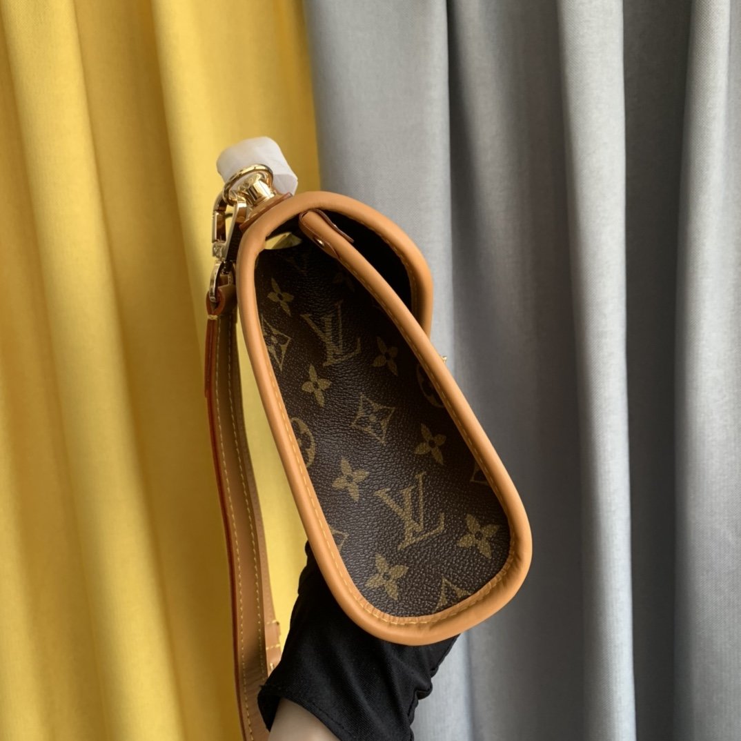 Luxe Touch Bags