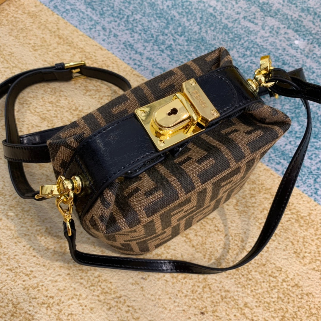 Luxe Touch Bags -  Bag - FED - 469