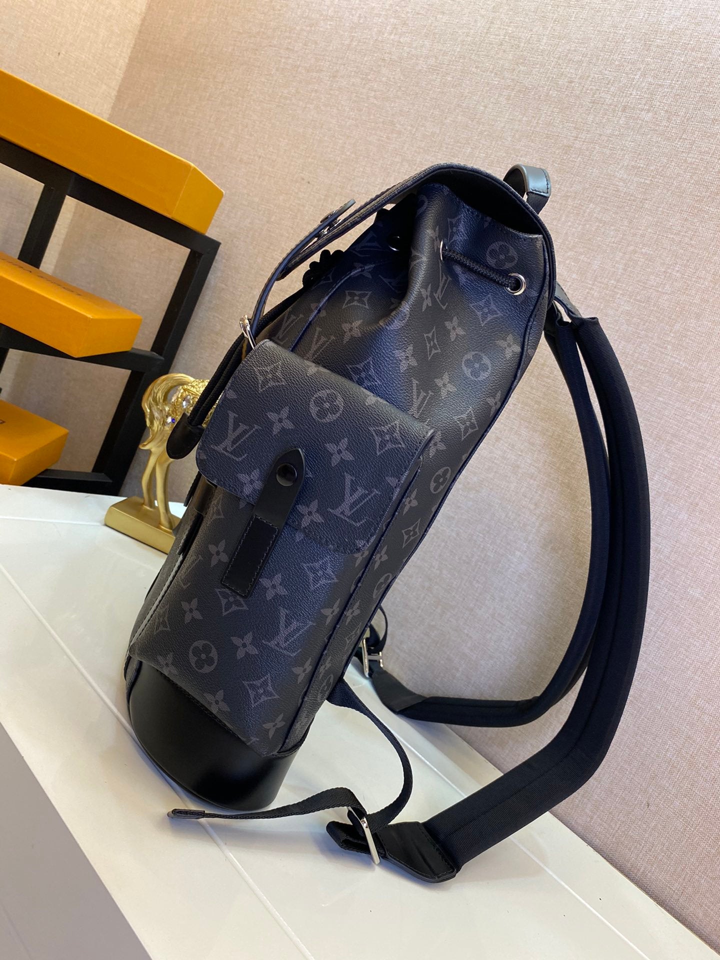 Elite Carryalls