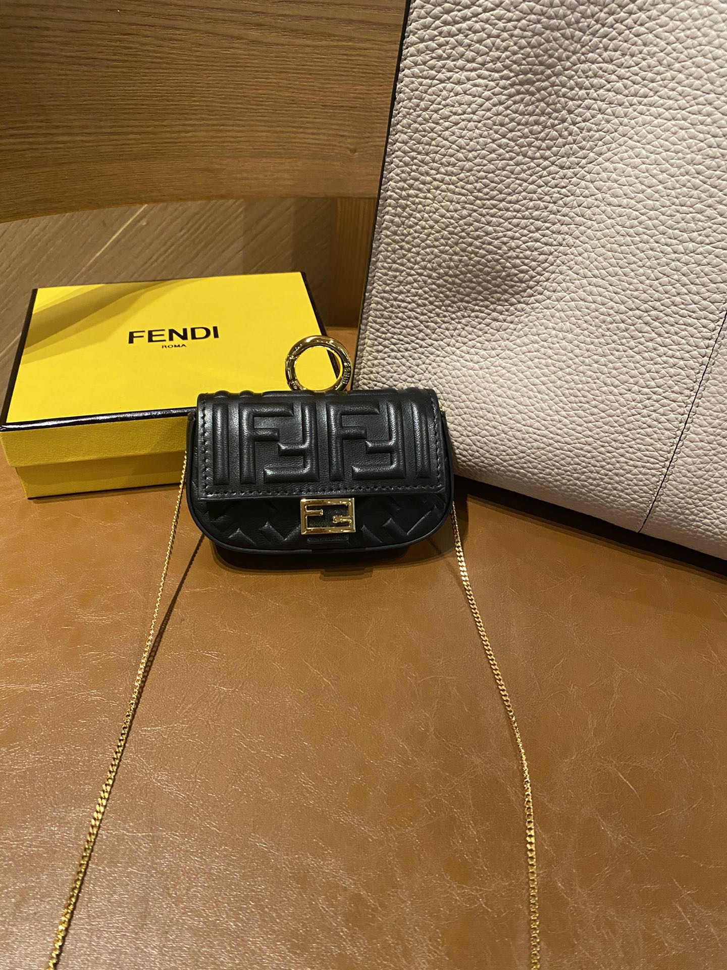 Luxe Touch -  Bag - FED - 460