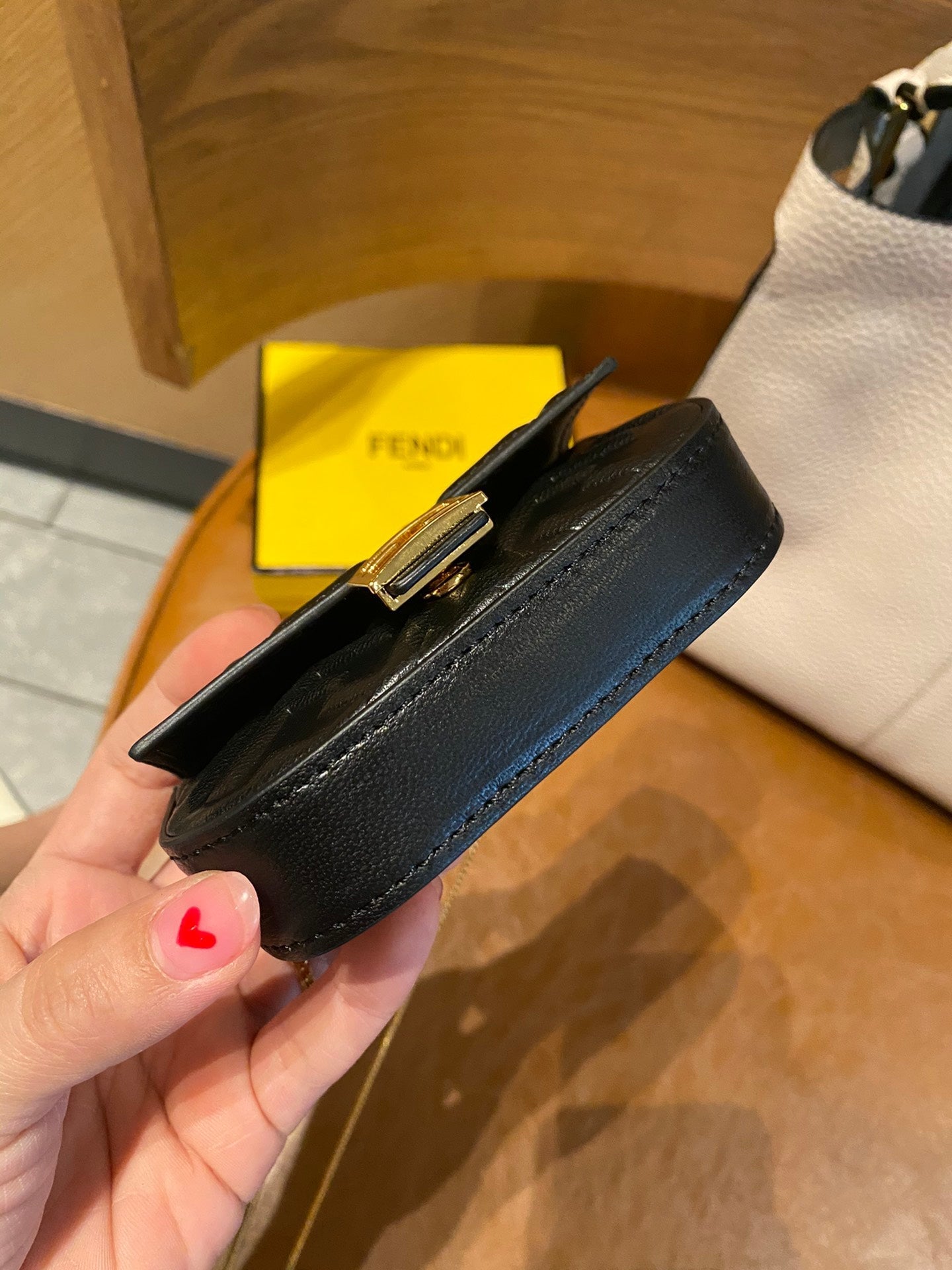 Luxe Touch -  Bag - FED - 460