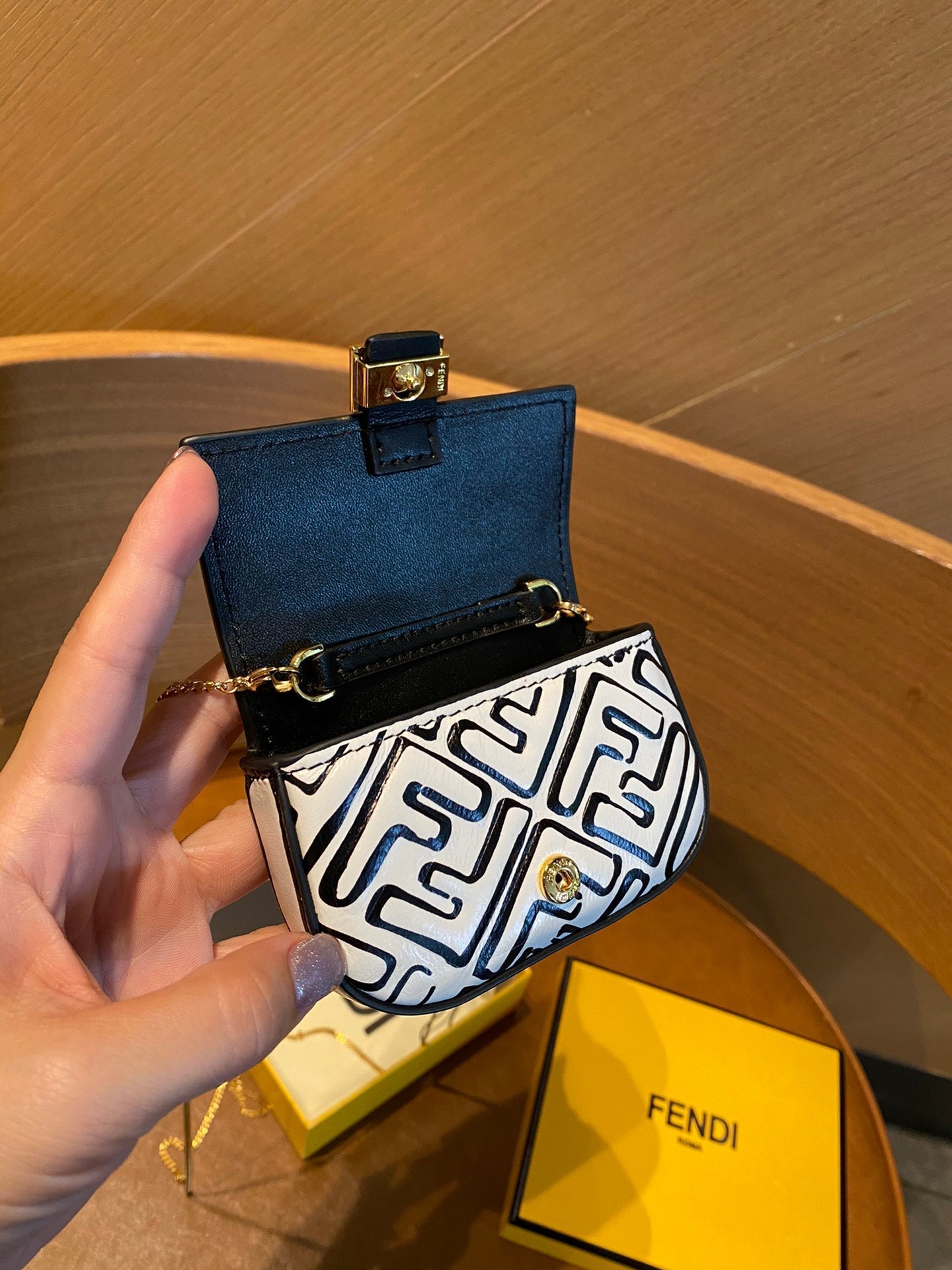 Luxe Touch Bags -  Bag - FED - 456