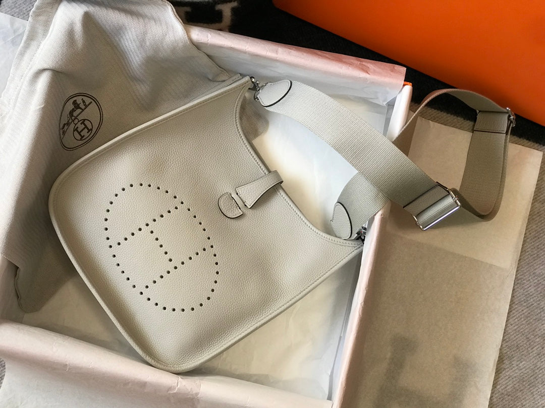Luxe Touch- Fashion New Arrival Bag - HMS - 015