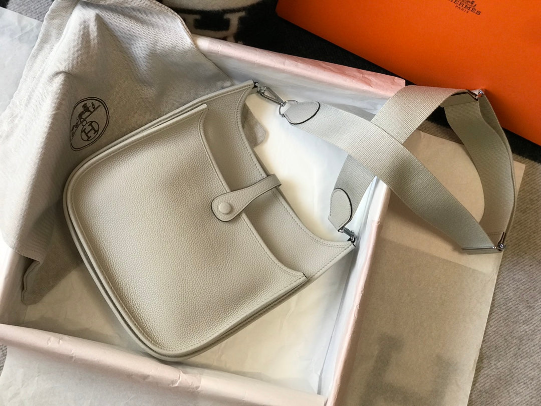 Luxe Touch- Fashion New Arrival Bag - HMS - 015