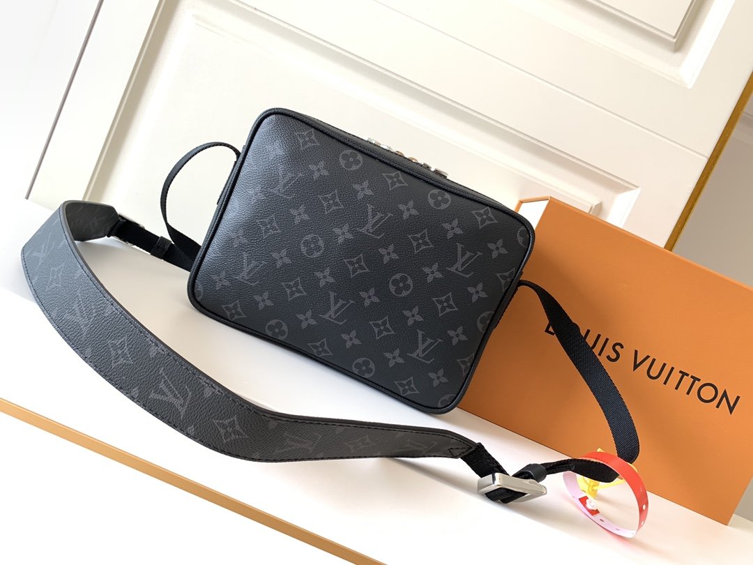 Luxe Touch Bags