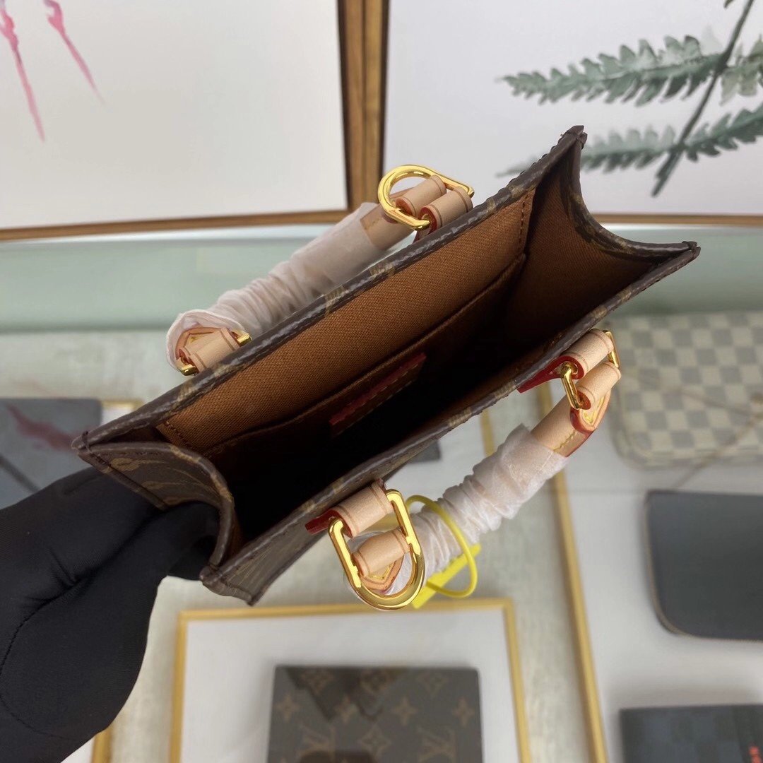 Luxe Touch Bags