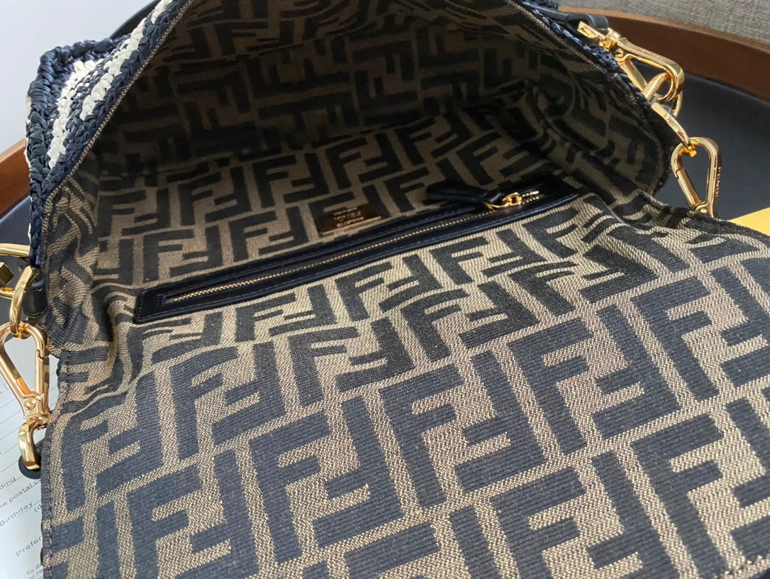 Luxe Touch -  Bag - FED - 428