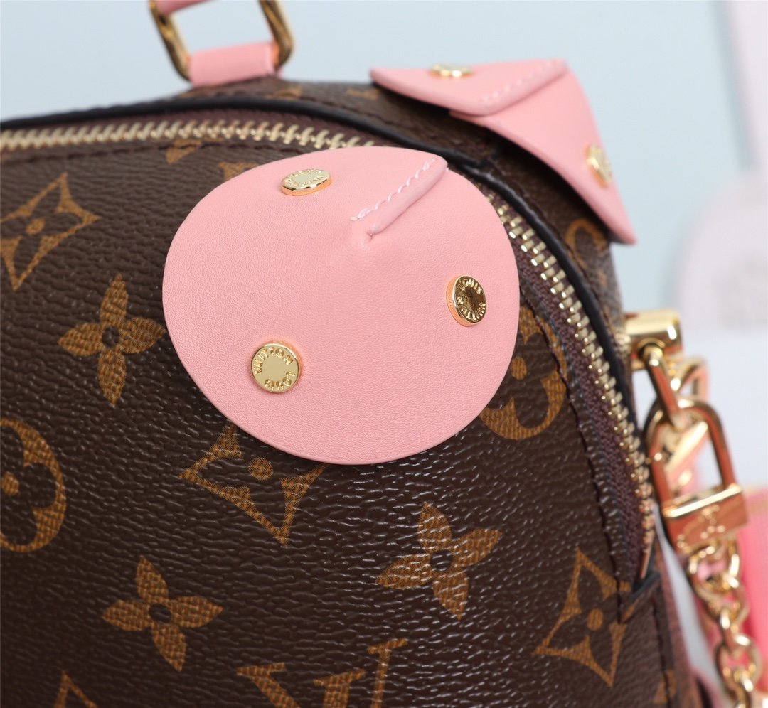 Luxe Touch Bags