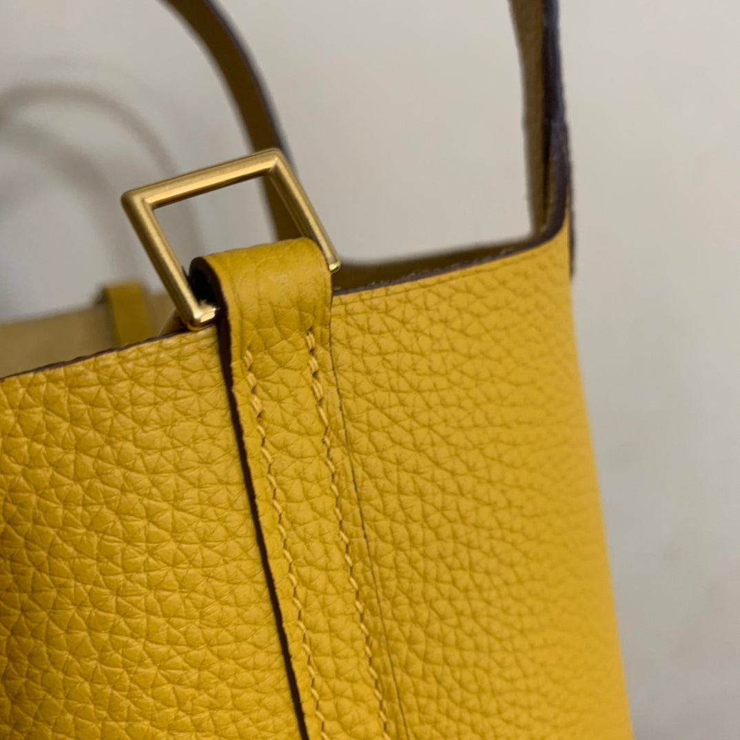 Luxe Touch- Fashion New Arrival Bag - HMS - 122