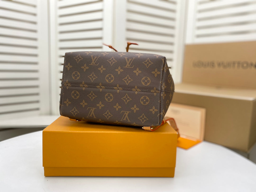 Luxe Touch Bags