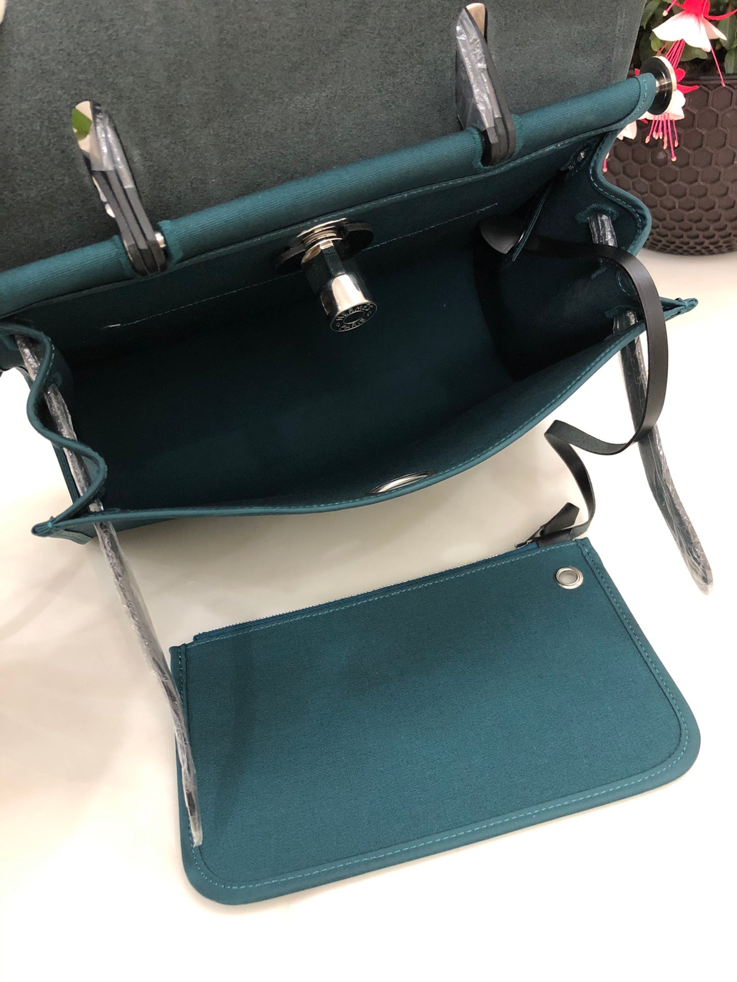 Luxe Touch- Fashion New Arrival Bag - HMS - 111