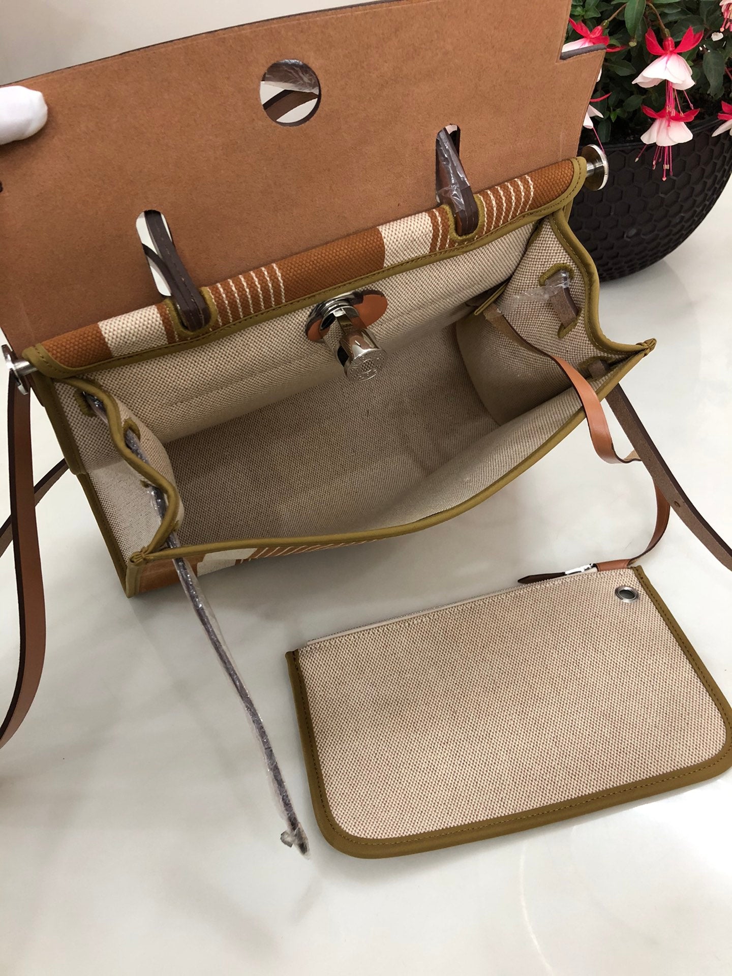 Luxe Touch- Fashion New Arrival Bag - HMS - 117